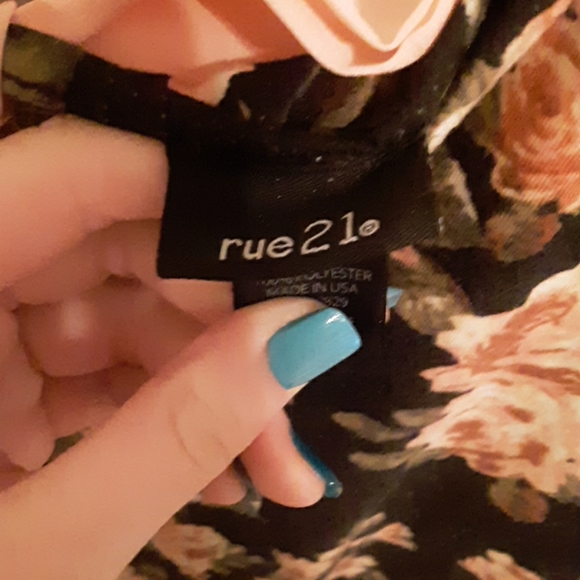 Shirt - Picture 3 of 3